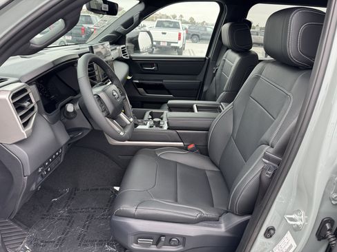 New 2026 Toyota Tundra Limited AWD/4WD image 2