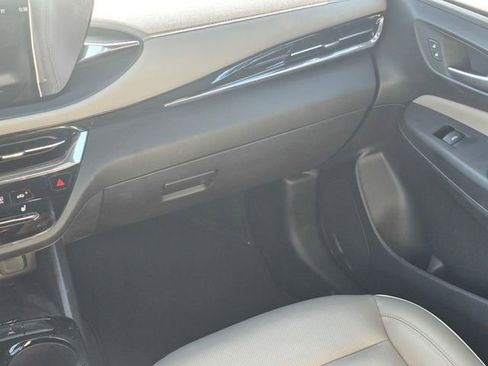 Used 2025 Buick Envista Avenir image 26