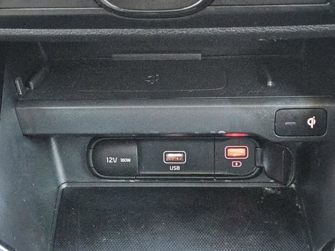 Used 2021 Kia Soul EX image 17