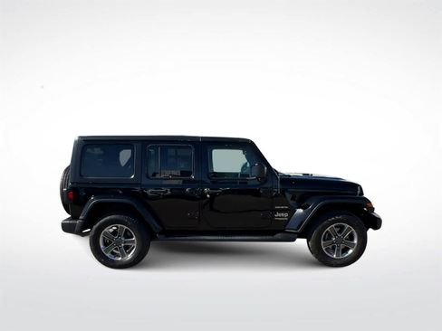 Used 2020 Jeep Wrangler Unlimited Sahara w/ Uconnect 4C Nav & Sound Group image 9