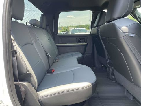 New 2026 RAM 2500 Tradesman w/ Chrome Appearance Group AWD/4WD image 16