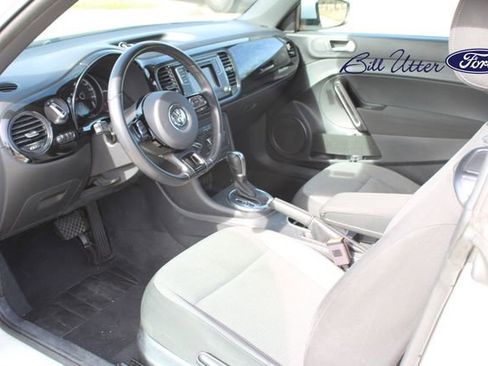 Used 2019 Volkswagen Beetle 2.0T S image 14