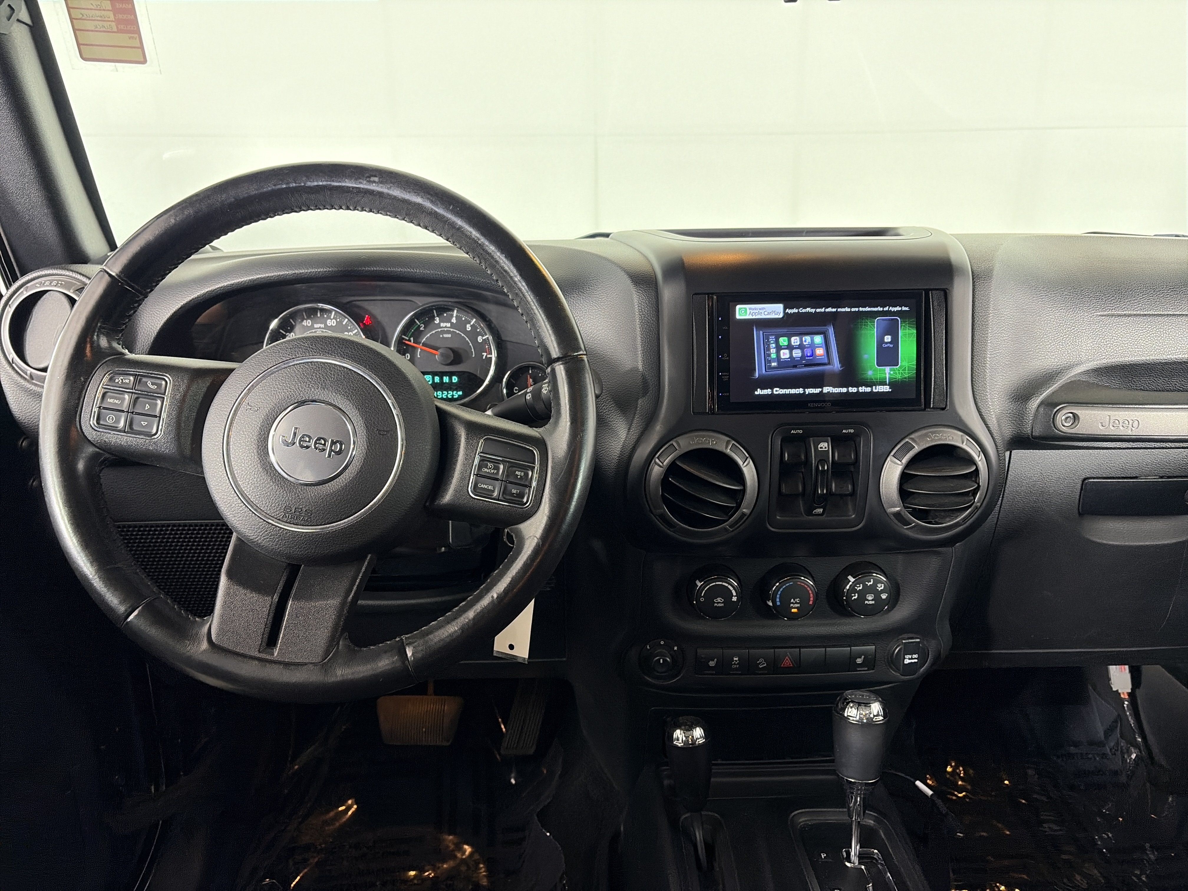 Used 2017 Jeep Wrangler Unlimited Sport w/ Quick Order Package 24S AWD/4WD image 3