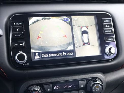 Used 2023 Nissan Kicks SR w/ SR Premium Package image 17