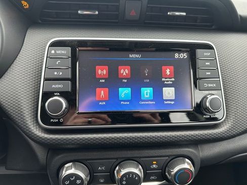 New 2025 Nissan Kicks Play S image 16