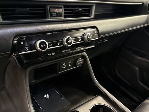 Used 2024 Honda Pilot EX-L image 13