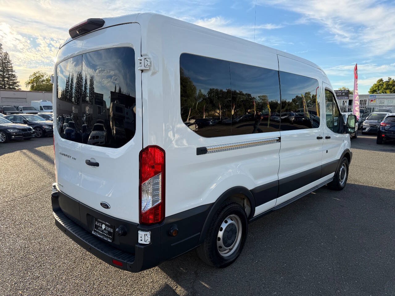 Used 2018 Ford Transit 350 XL RWD image 6