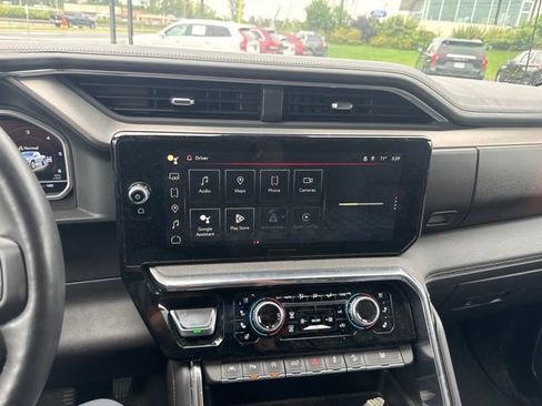 Used 2023 GMC Sierra 1500 Denali AWD/4WD image 21