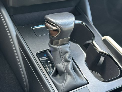 Used 2023 Lexus ES 350 w/ Premium Package FWD image 19