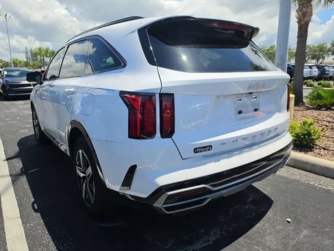 Certified 2023 Kia Sorento SX AWD/4WD image 11