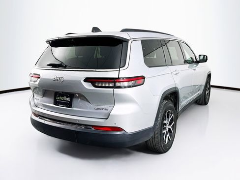 Used 2024 Jeep Grand Cherokee L Limited w/ Luxury Tech Group II image 9