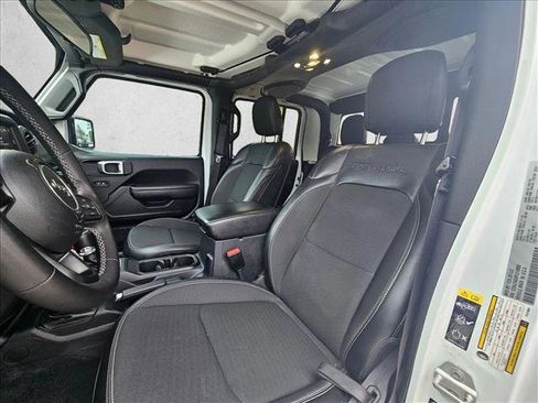 Used 2023 Jeep Gladiator Sport image 11