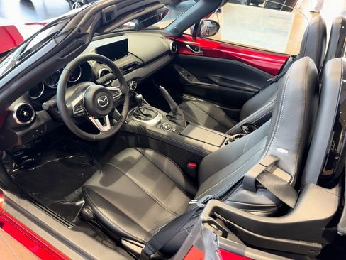 New 2025 MAZDA MX-5 Miata Grand Touring w/ Weather Package image 8