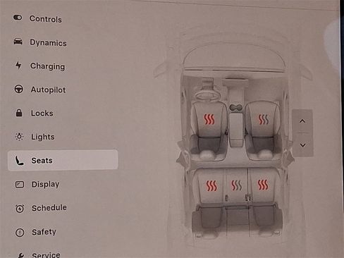 Used 2022 Tesla Model Y Performance image 23