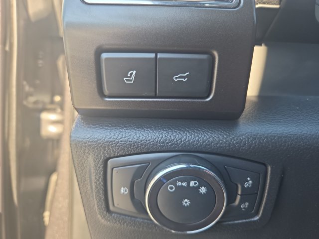 Used 2019 Ford Expedition Max Limited RWD image 25