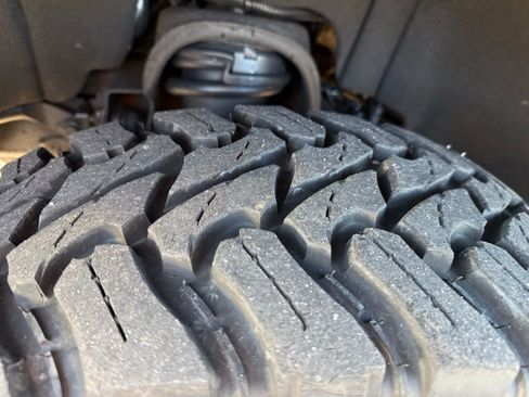 Used 2018 Chevrolet Silverado 1500 LT w/ All Star Edition image 26