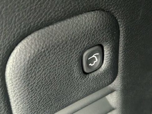Certified 2021 Jeep Grand Cherokee Laredo X RWD image 30