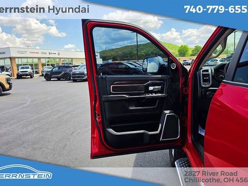 Used 2022 RAM 3500 Laramie AWD/4WD image 13