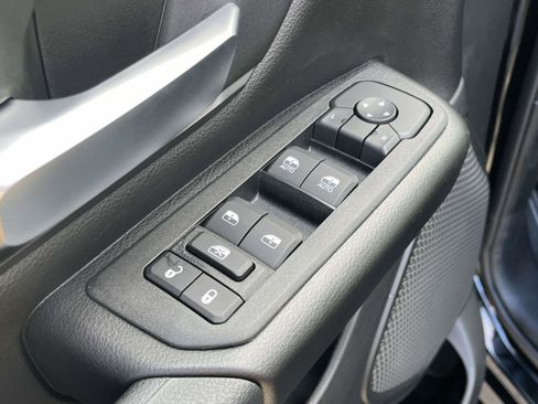 New 2026 RAM 1500 Express AWD/4WD image 5