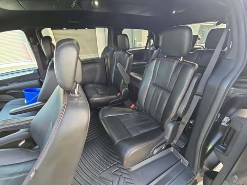 Used 2019 Dodge Grand Caravan GT image 9