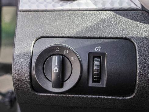 Used 2008 Ford Mustang GT Premium RWD image 42