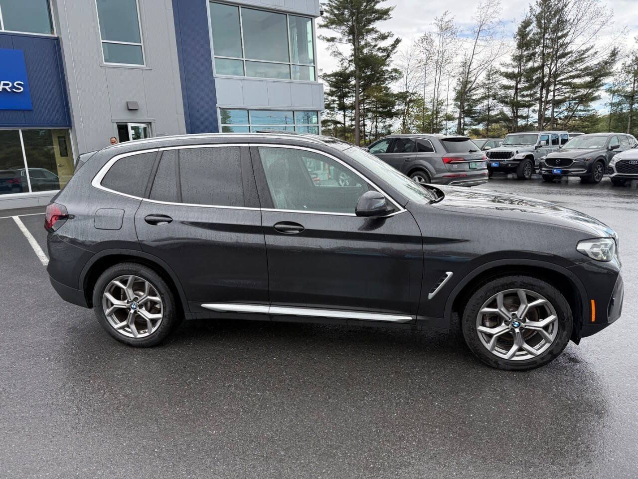Used 2022 BMW X3 xDrive30i AWD/4WD image 5
