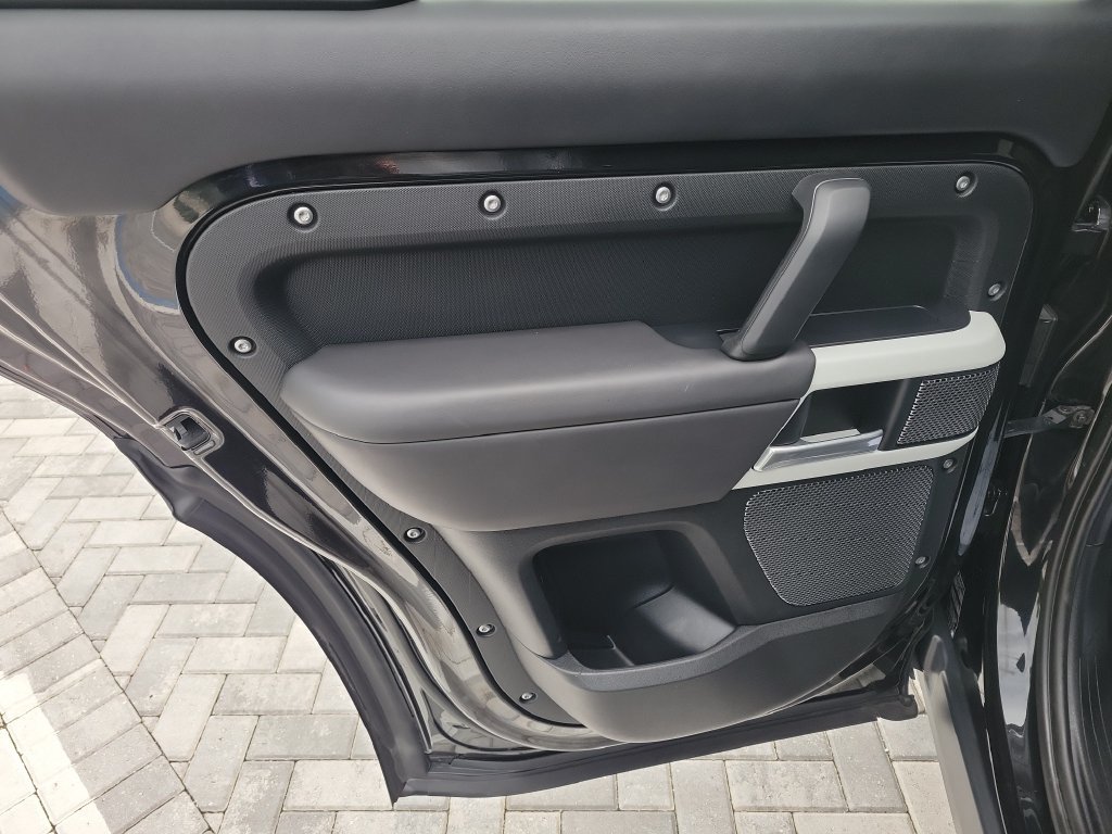 Certified 2024 Land Rover Defender 110 S AWD/4WD image 21