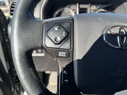 Used 2023 Toyota 4Runner TRD Off-Road Premium image 18