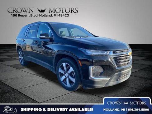 Used 2023 Chevrolet Traverse LT w/ LT Premium Package image 1