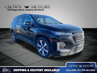 Used 2023 Chevrolet Traverse LT w/ LT Premium Package