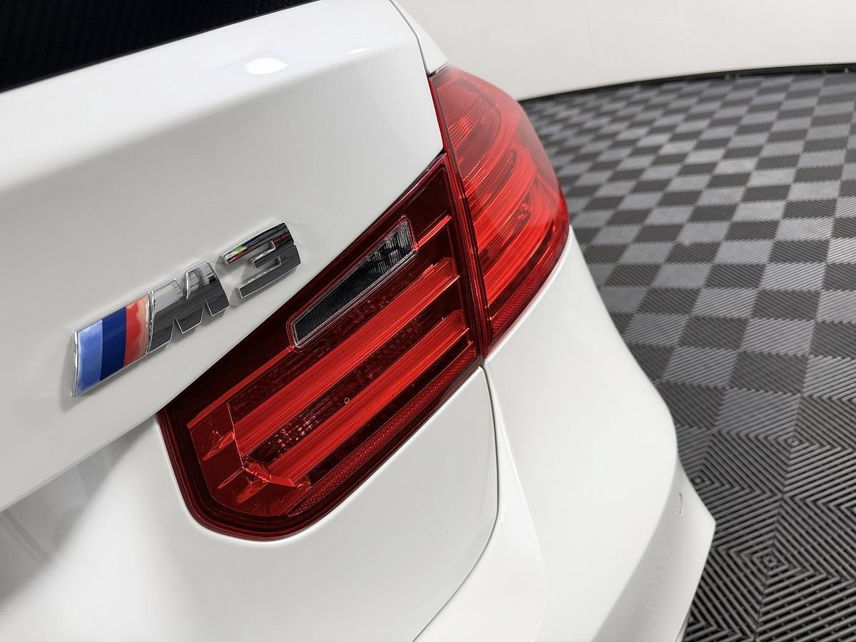 Used 2015 BMW M3 w/ Executive Package RWD image 11