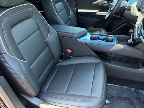 Used 2026 Chevrolet Equinox EV LT w/ Convenience Package II AWD/4WD image 10