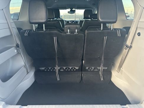 Used 2024 Chrysler Pacifica Touring-L image 6