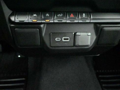 Used 2026 GMC Sierra 1500 Pro w/ Graphite Edition AWD/4WD image 13