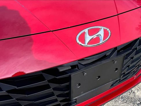 Used 2023 Hyundai Elantra SEL w/ Convenience Package FWD image 30