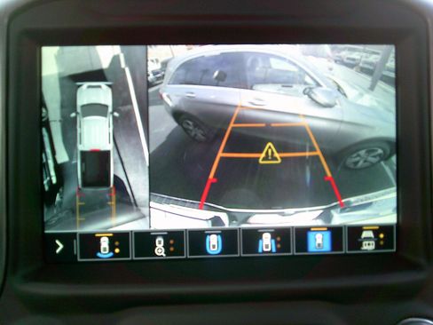 Used 2021 GMC Sierra 2500 Denali w/ Denali Ultimate Package image 19