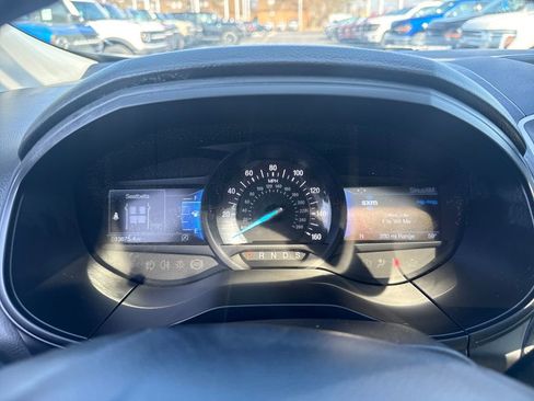 Used 2024 Ford Edge SEL w/ Convenience Package image 40