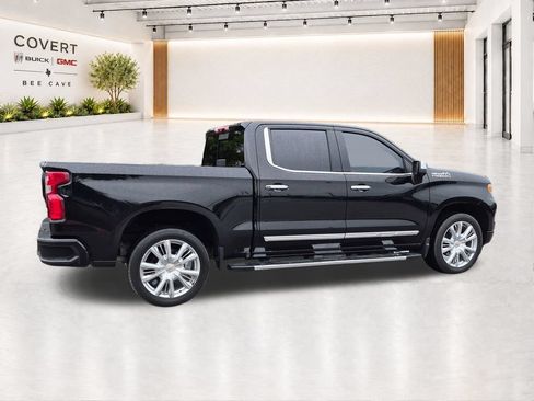 Used 2024 Chevrolet Silverado 1500 High Country w/ High Country Premium Package RWD image 14