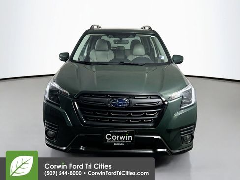 Used 2023 Subaru Forester Limited image 4