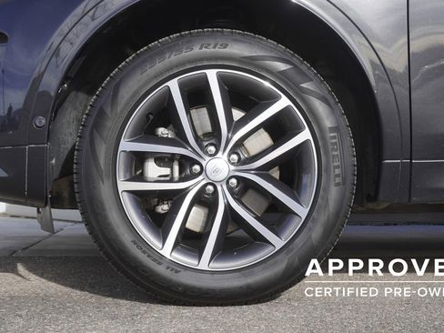 Used 2025 Land Rover Discovery Sport S image 32