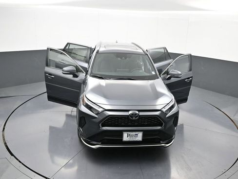 New 2025 Toyota RAV4 SE image 46