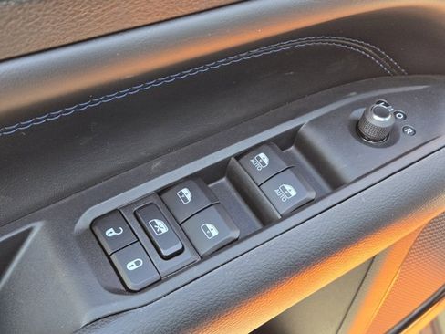 New 2026 Jeep Compass Latitude AWD/4WD image 30