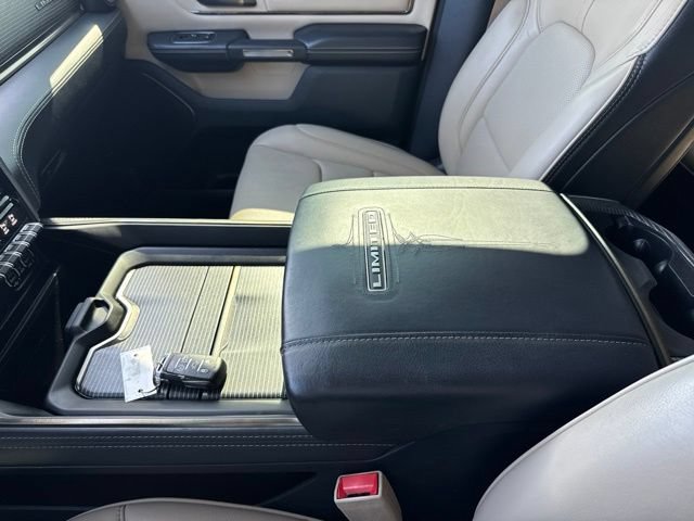 Used 2019 RAM 1500 Limited w/ Advanced Safety Group AWD/4WD image 18