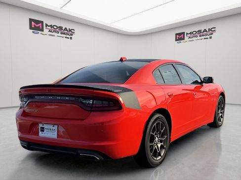 Used 2018 Dodge Charger GT image 9