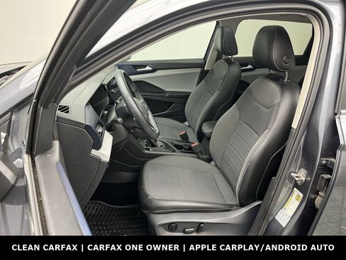 Used 2022 Volkswagen Taos SE image 9