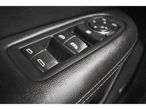 Used 2025 Cadillac XT5 Luxury FWD image 20