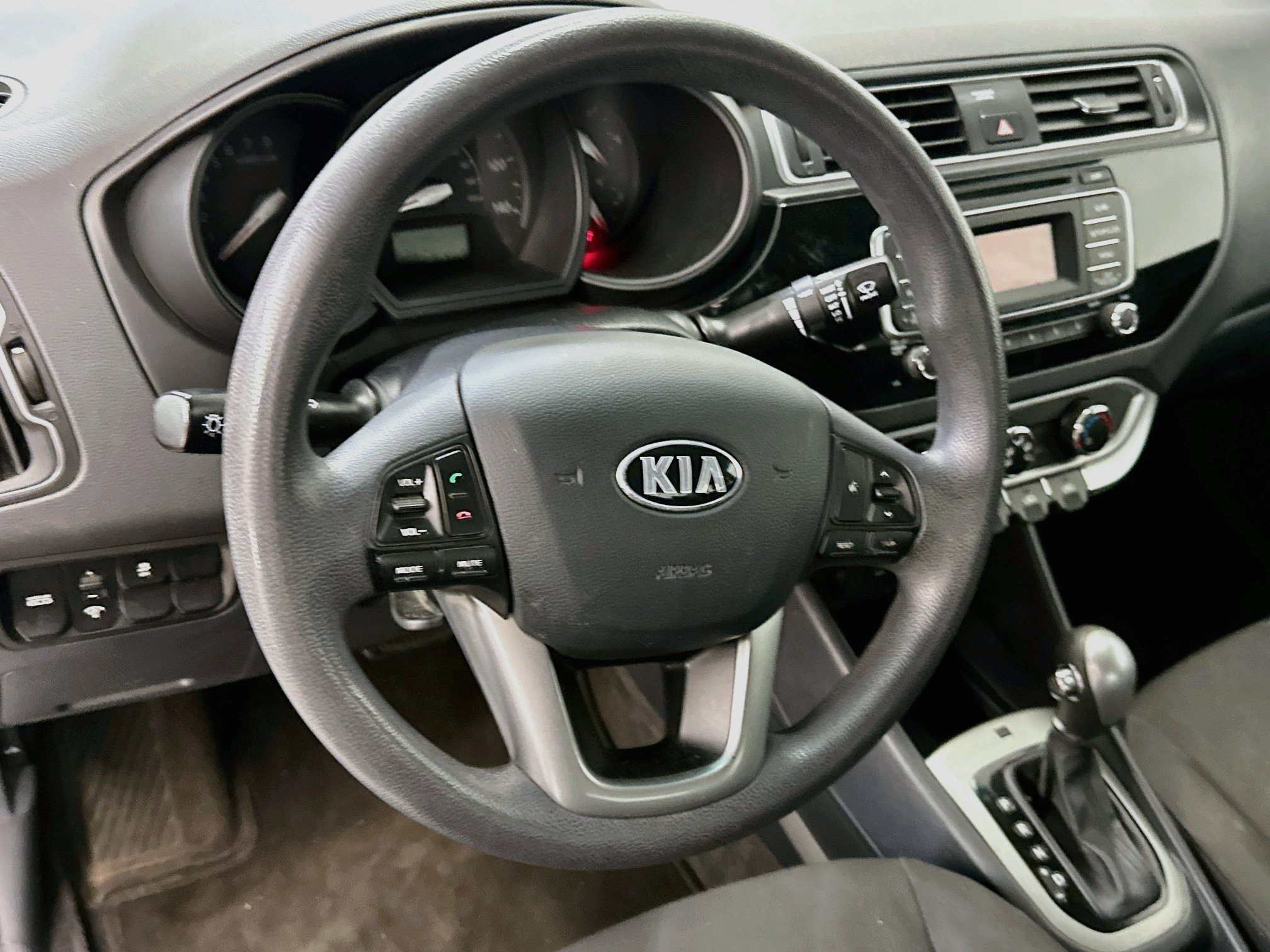 Used 2017 Kia Rio LX w/ Power Package FWD image 18