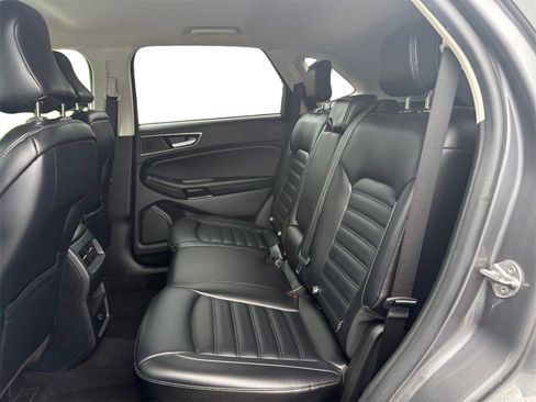 Used 2022 Ford Edge SEL image 14