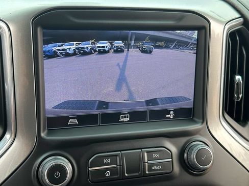 Used 2022 Chevrolet Silverado 3500 LTZ w/ LTZ Convenience Package AWD/4WD image 17