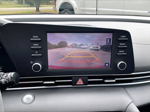 Used 2023 Hyundai Elantra SEL FWD image 21
